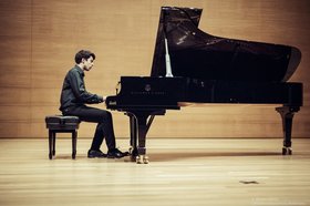 Juan Elvira_Marquez HfMT Klavierstudent in der Klasse von Aleksandr Madzar