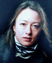 Portraitfoto von Elli Neubert