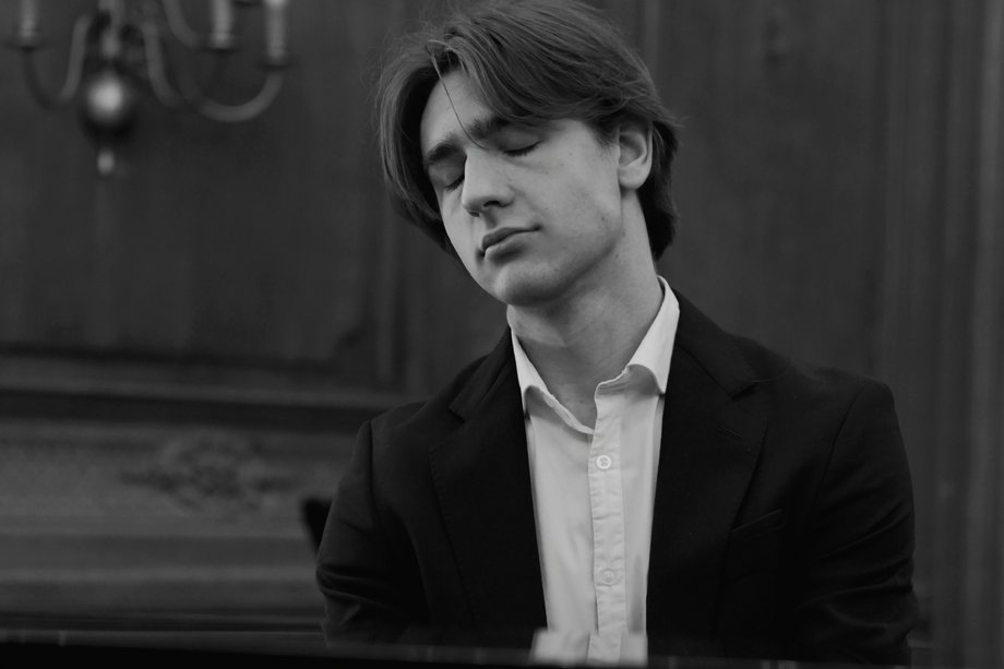 2025-07-02 Roko Matijevic Portrait in black and white