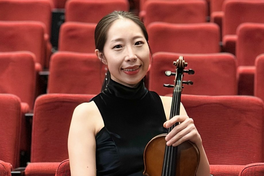 Sun Keiner HfMT-Alumna Sun Keiner wird Konzertmeisterin in der Neuen Philharmonie WQestfale