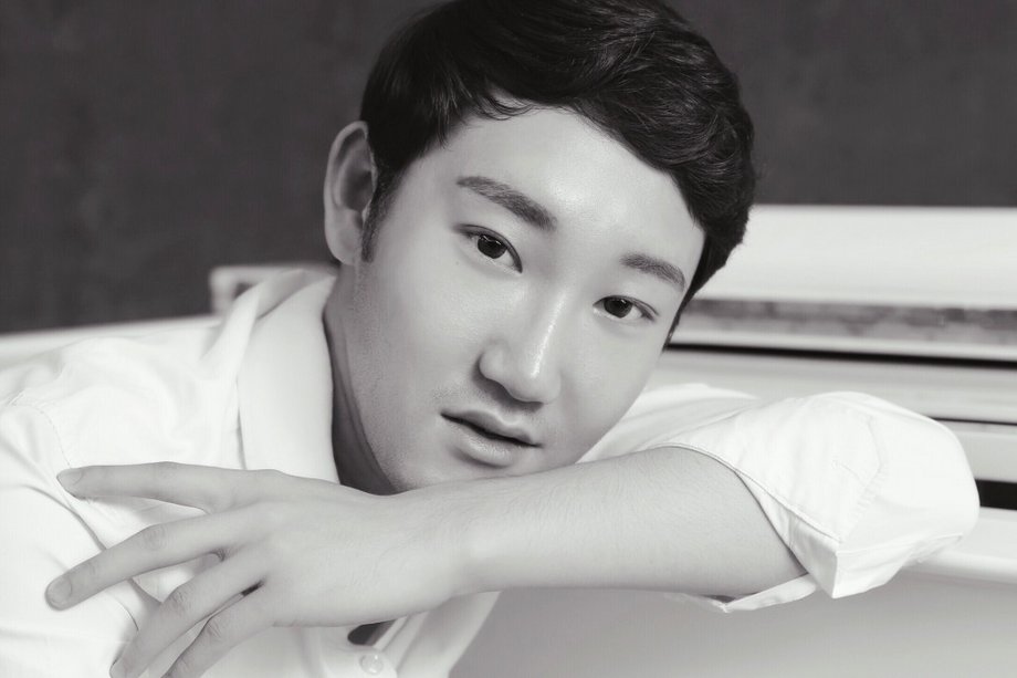 Chenguang Xue