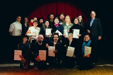 Gruppenfoto mit den Stipendiat:innen