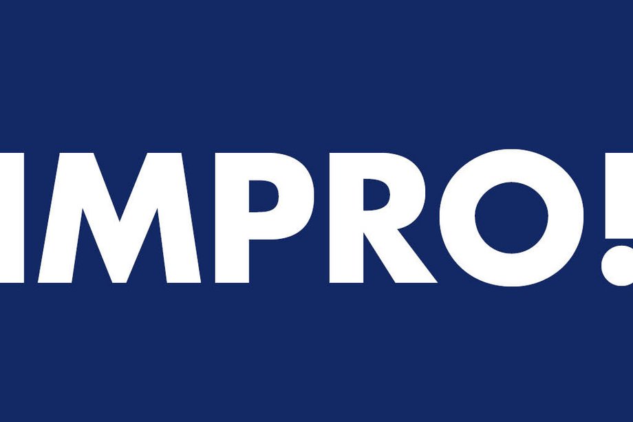 Text "IMPRO!" auf dunkelblauem Hintergrund
