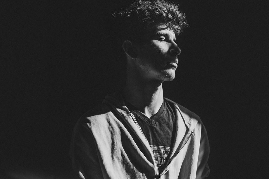 Künstlerporträt schwarz weiß