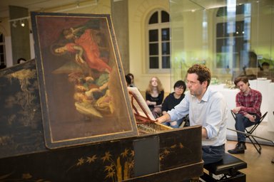 Lessons with Menno van Delft