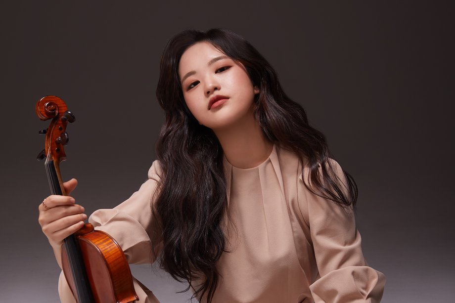 HfMT-Violiinistin Fieun Son
