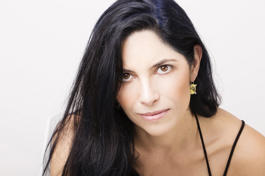 Vivica Genaux Portrait: Vivica Genaux