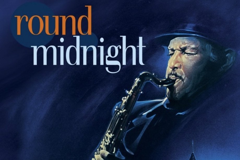 movies meets music_round midnight Mann mit Hut, Saxofon spielend mit geschlossenen Augen