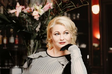Nicole Metzger – A Tribute to Ella Fitzgerald Künstlerinnenporträt