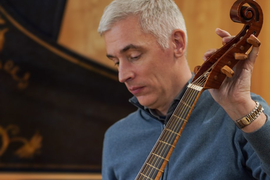 2025-06-18 Domen Marincic a man who plays the cello