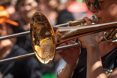 Instrument